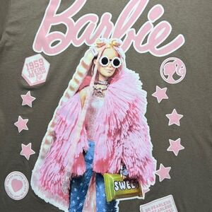 Barbie Graphic T Shirt M Olive Green Pink Barbie Doll Print Short Sleeve Graphic